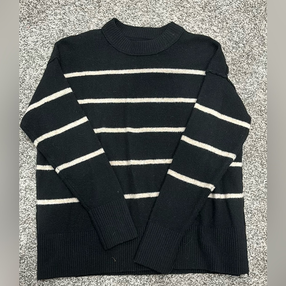 Aerie sweater